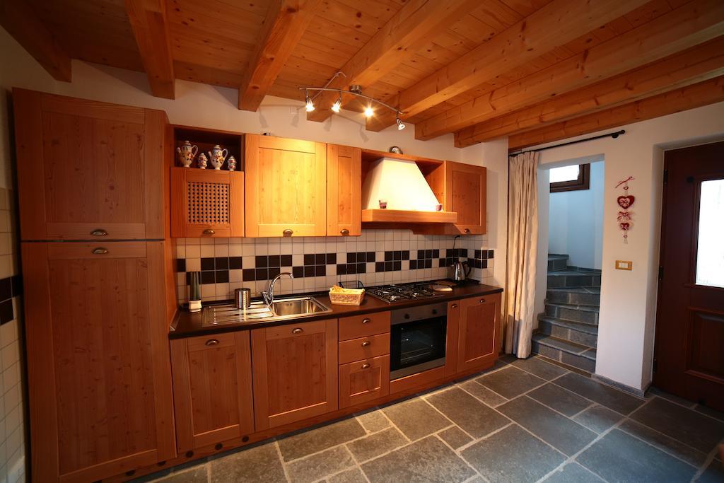 Stalut Das Puestines Arta Terme Room photo